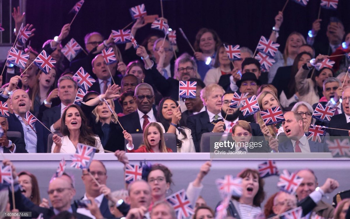 ChrisJack_Getty's tweet photo. What an evening!! 🇬🇧 #PlatinumPartyatthePalace https://t.co/tC6AIlo60r