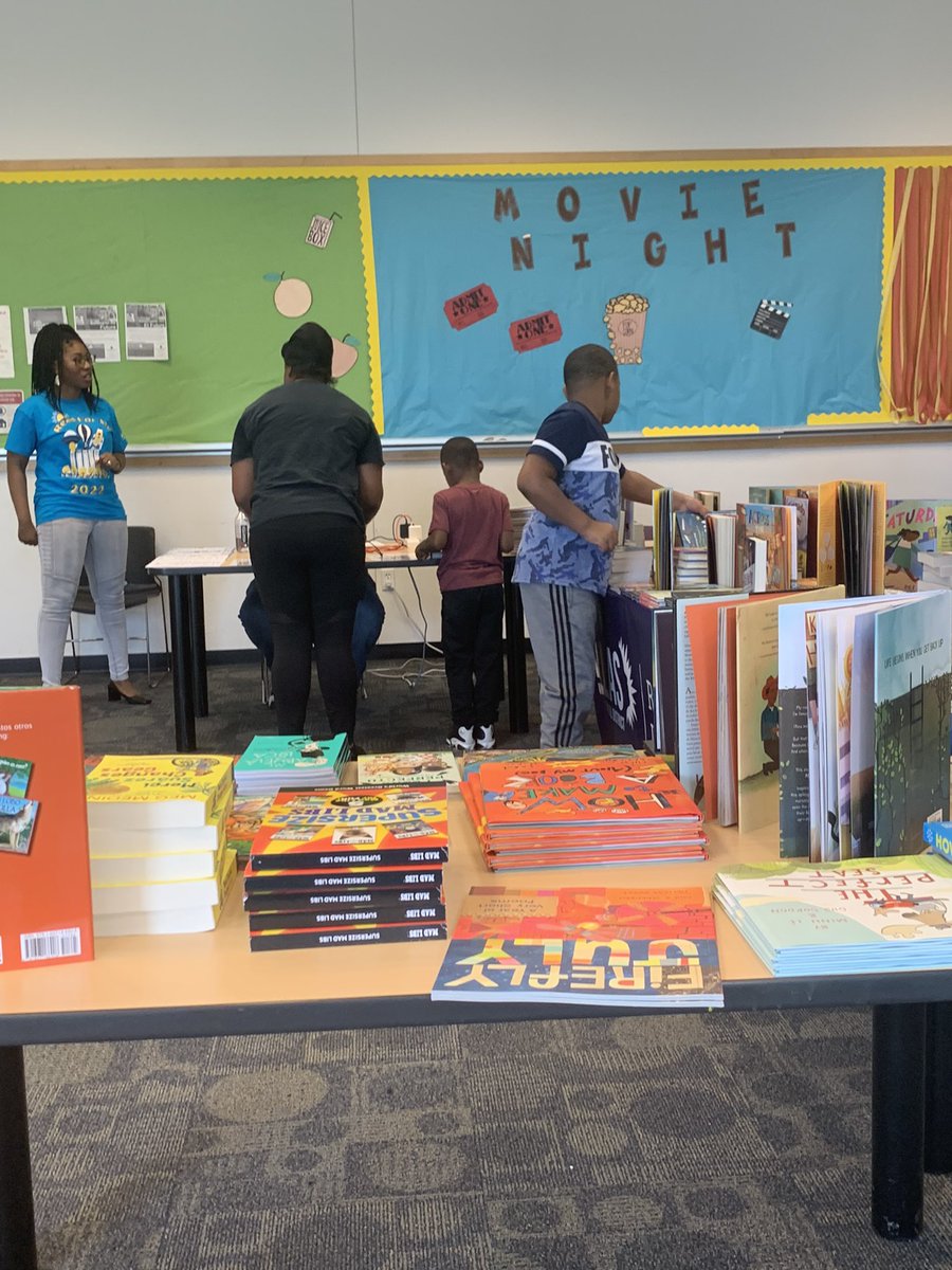 aes_dville's tweet photo. It was great serving the South Oak Cliff area for @dallasschools #ReadForMe2022 event. Every child should have a book of their own. @DallasReads @ArlenaGaynor https://t.co/NSqXp2uFRv