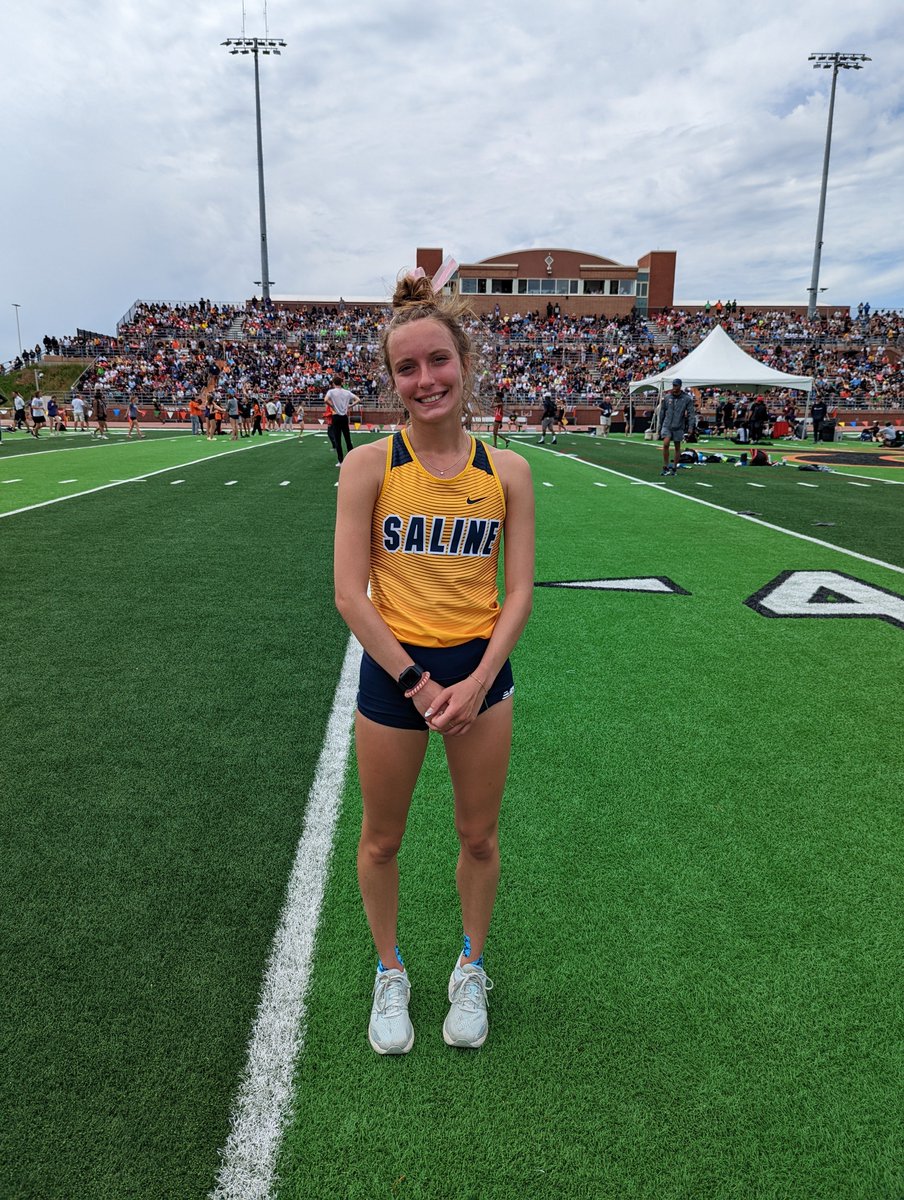 SalineGirlsXC's tweet photo. Great performances today at the state meet! 
4x800 3rd in 9:10.20
Maddie Stern - 3rd all-time in Saline history in the 1600 @ 4:59.87
Mia Rogan 800m - 6th in 2:14.23
Jacque Kolano 7th in PV in 11'3"
Season's best from our sprinter relays w/Rittenhouse, Wickham, Warren, and Kolano https://t.co/AVLOO85vsi