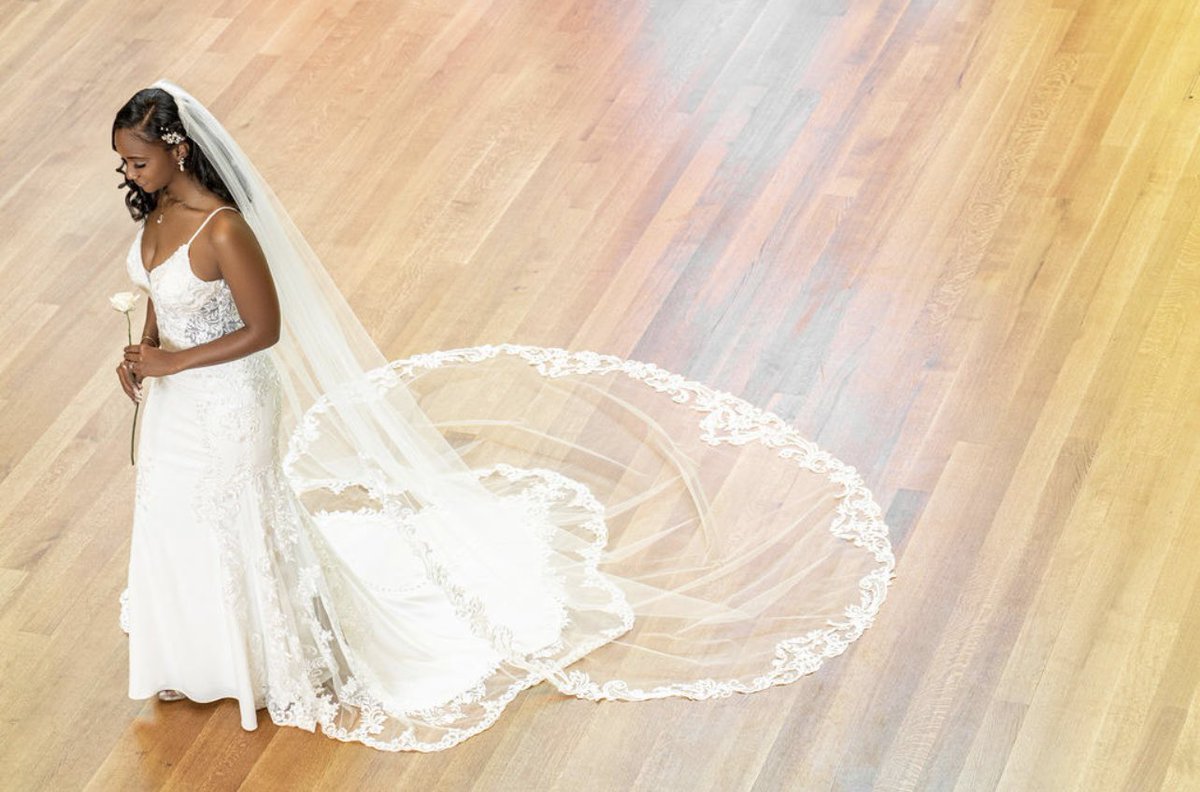 a_grevious's tweet photo. Mrs. Henderson 💍👰🏾‍♀️💕 https://t.co/cmWIE5U1iL