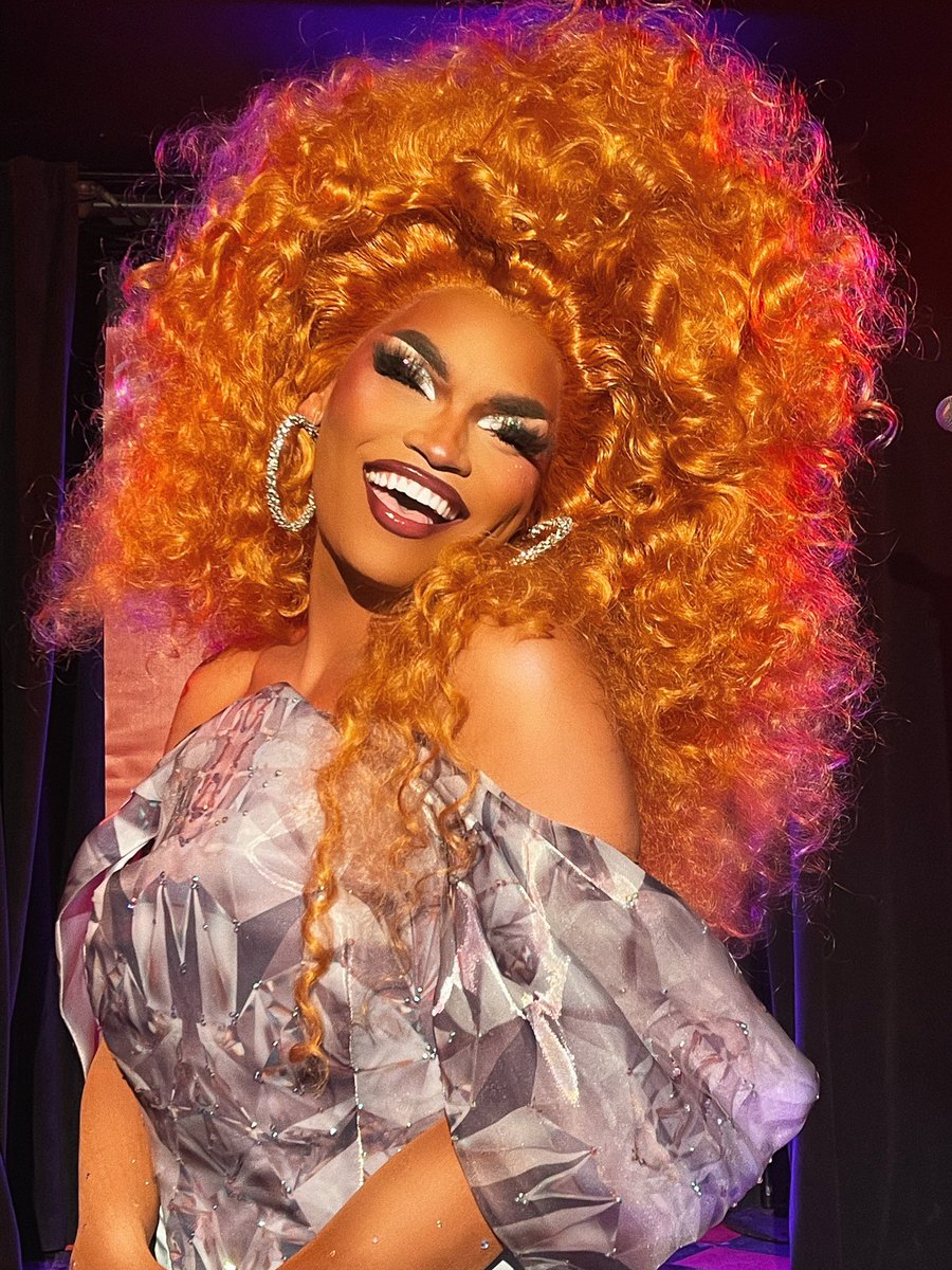 TheOliviaLux's tweet image. #ColgatePartner - Y’all know I love to smile!! I’m so honored to partner with @Colgate and The @AliForneyCenter to Kick off Pride 2022 at the birthplace of the gay right movement, Stonewall inn!! Thank y’all for having me!! #Smilewithpride