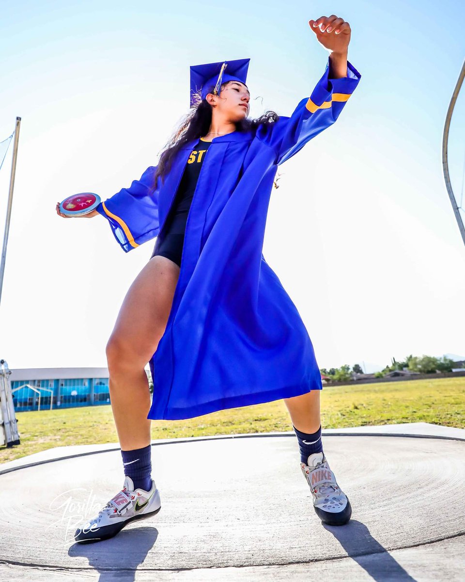 AriesMendez_915_track tweet media