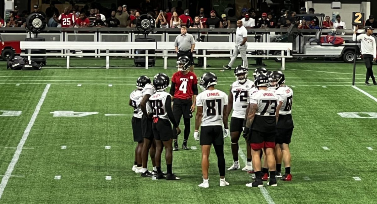 MARIOGA12000's tweet photo. Atlanta Falcons first look… 

#mercedesbenzstadium 
#openpractice 
#falconsfirstlook
#newera
#dirtybirds 
#dbn4l
#throughitall 
#irep
#ibleed
#ibelieve
❤️🖤 https://t.co/IwpZTIW8uk