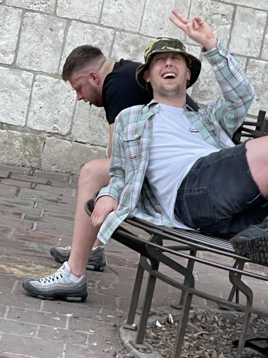 luke12098's tweet photo. All fart no shit this one like can’t drink cold tea https://t.co/dz0v7LBttm