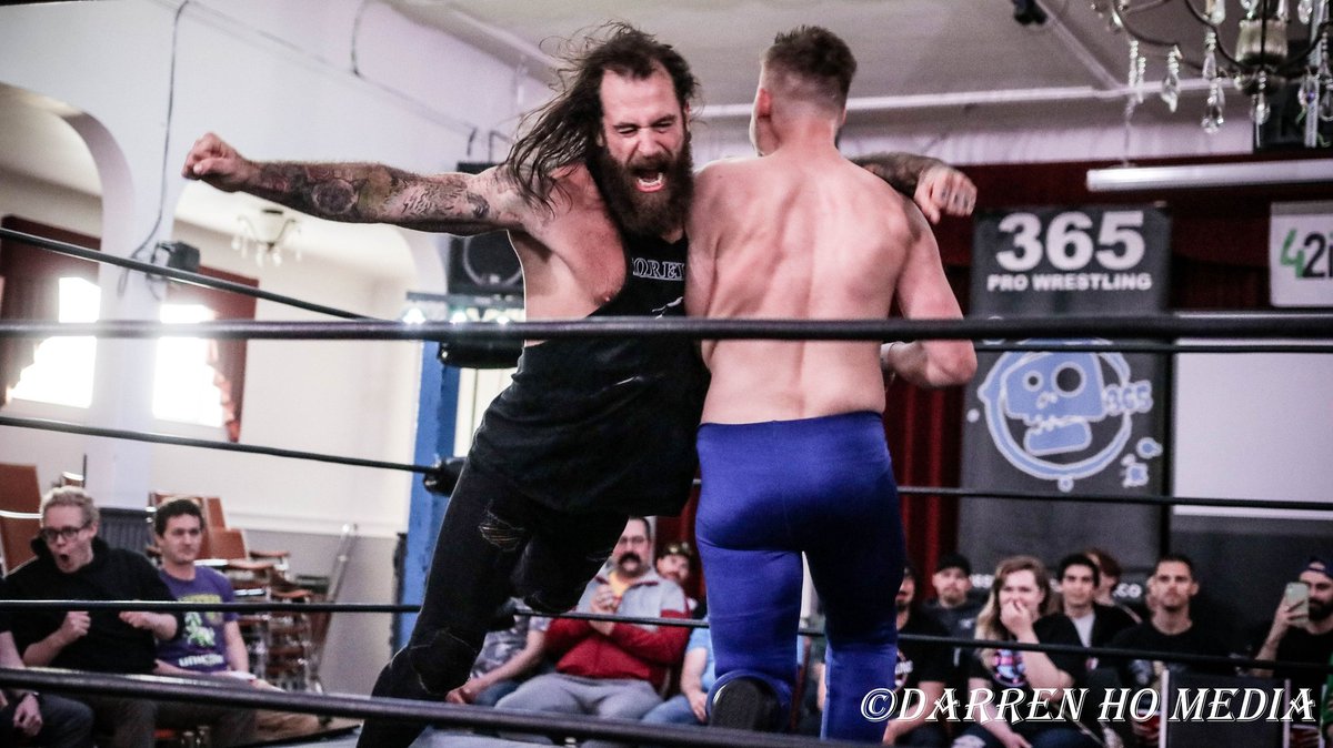 DarrenHoMedia's tweet photo. Jordie Taylor vs.@MaxwellBensonPW for @365pw at White Eagle Polish Hall in #JamesBay on Friday, May 27, 2022
#365prowrestling #365Pro #YYJ #Victoria #VictoriaBC #YYJEvent #PNWWrestling #PacificNorthwestWrestling #IndyWrestling #IndieWrestling #ProWrestling #ProfessionalWrestling https://t.co/l6vIK9LER2