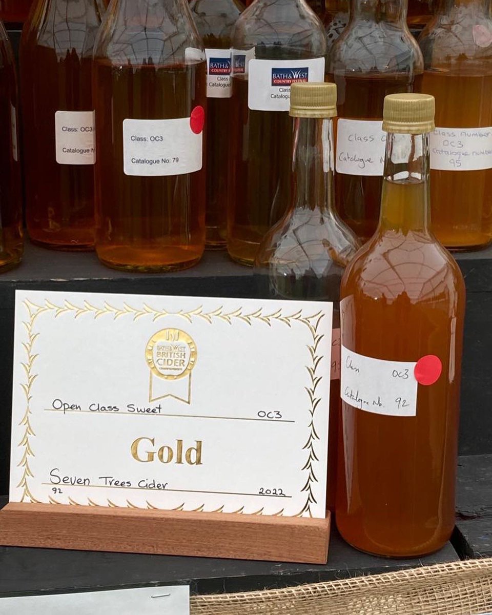 SevenTreesCider's tweet photo. Cracking day @BathandWest #britishciderchampionsips picking up a gold medal (shout out to Rick @Pangvalleycider too) for our sweet cider & 4 silver medals for our farmhouse. Served a few pints of our very own Orchard Press too. #rdguk #readingcider #berkshirecider #craftcider https://t.co/KJh3G27Qyx