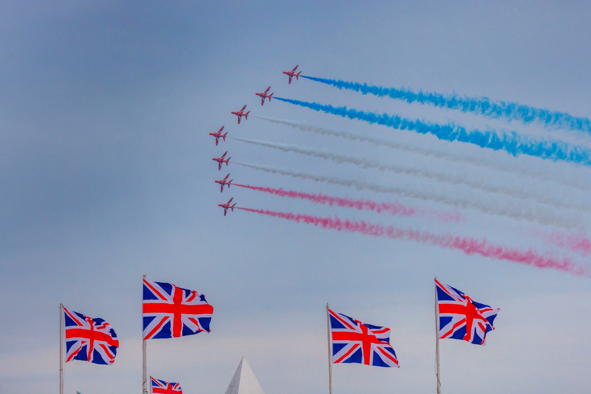 English Riviera Airshow tweet media