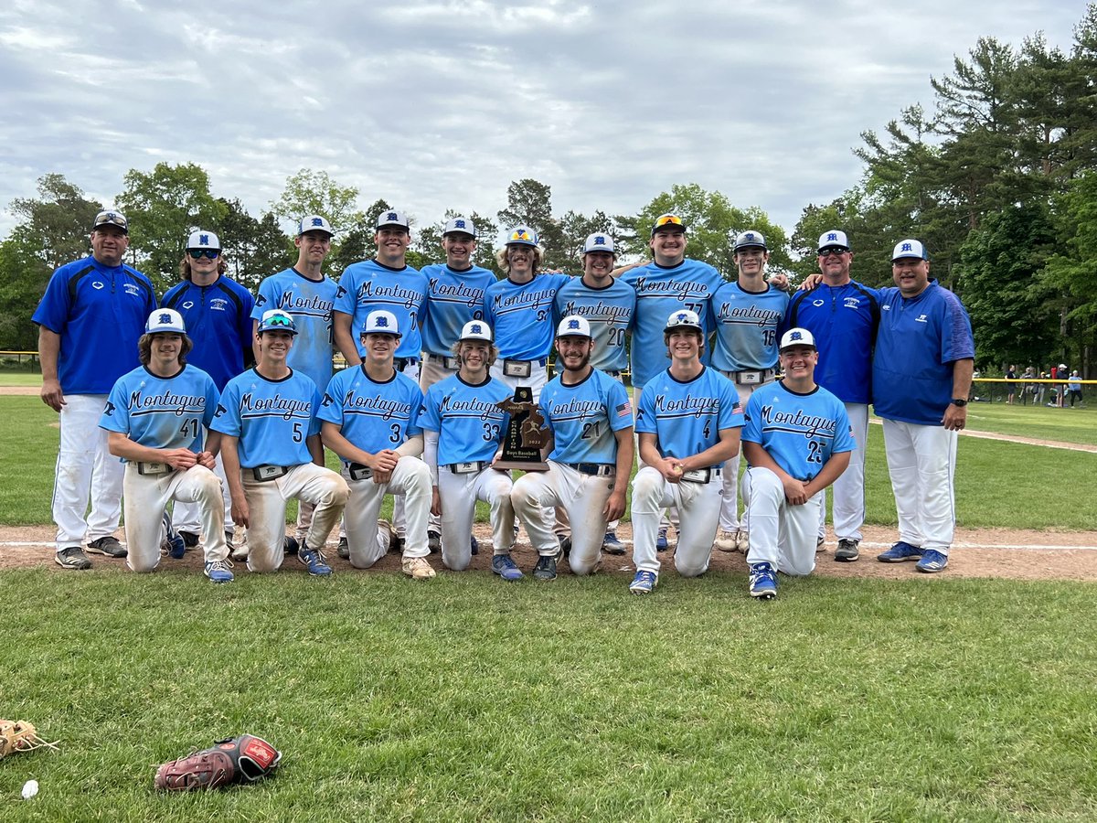 Bethany DeKraker tweet media