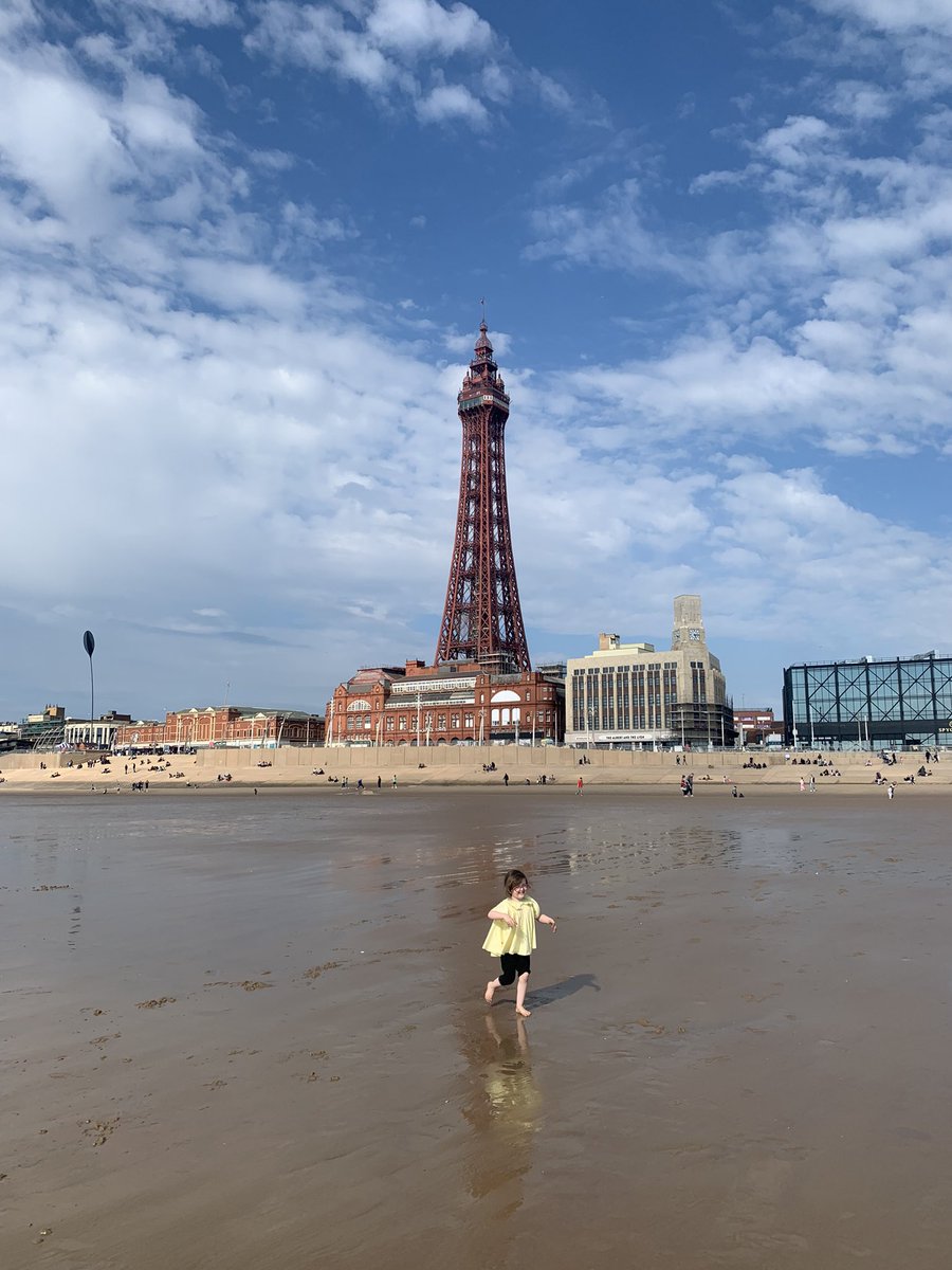 mrandmrshardman's tweet photo. Great day with the fam yesterday at Blacky P💙 can’t beat the #blackpoolcircus https://t.co/y37Jmzy8BX