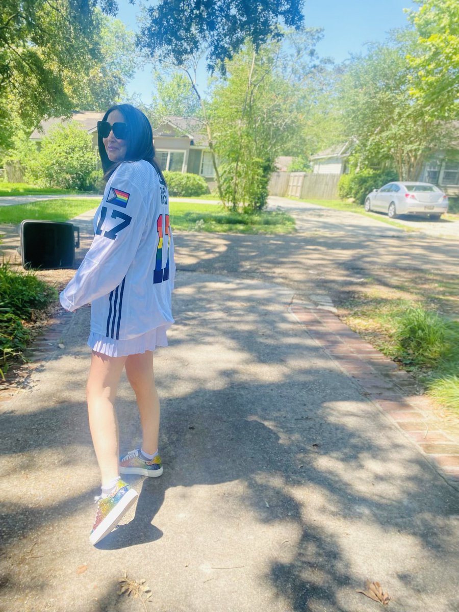 LoriBertman's tweet photo. Celebrating both my birthday and pride and inclusion walking in Louisiana but along with the @penguins pride parade with my friends in Pittsburgh. #bryanrust pride jersey @pensfoundation @YouCanPlayTeam @PrideTape @NHL #HockeyIsForEveryone https://t.co/Fkgv1DJuXX