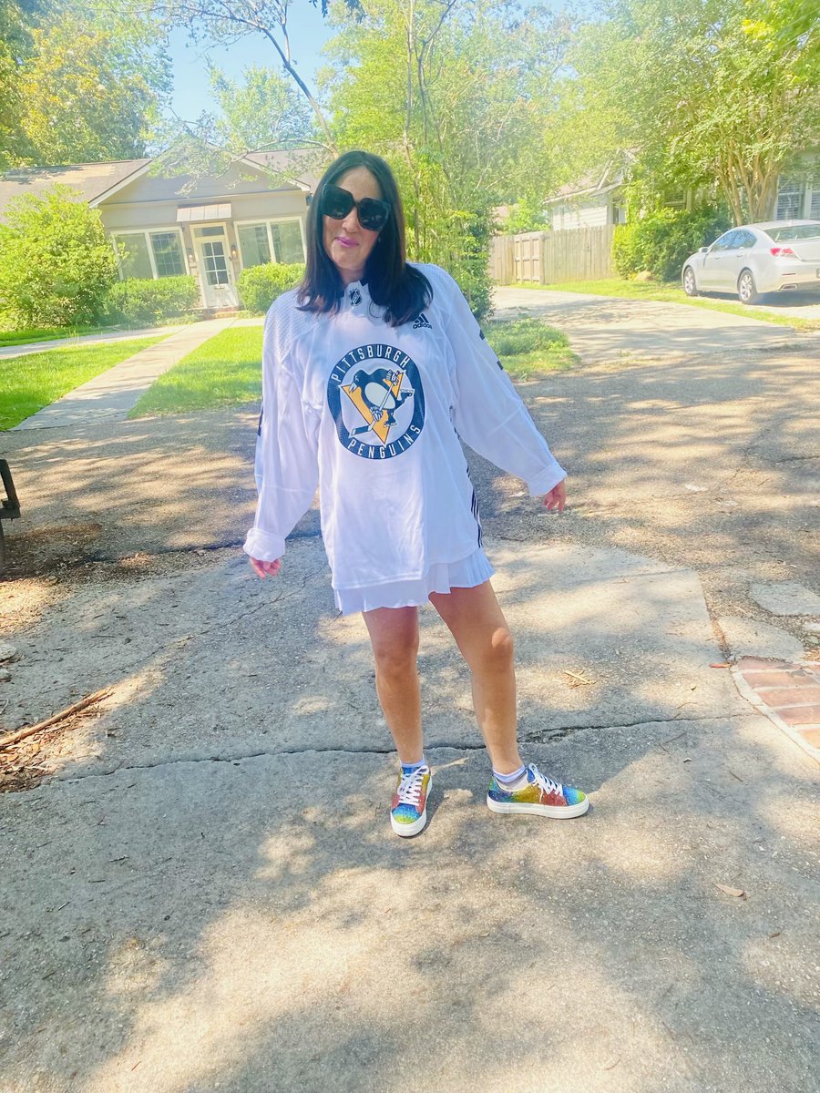 LoriBertman's tweet photo. Celebrating both my birthday and pride and inclusion walking in Louisiana but along with the @penguins pride parade with my friends in Pittsburgh. #bryanrust pride jersey @pensfoundation @YouCanPlayTeam @PrideTape @NHL #HockeyIsForEveryone https://t.co/Fkgv1DJuXX