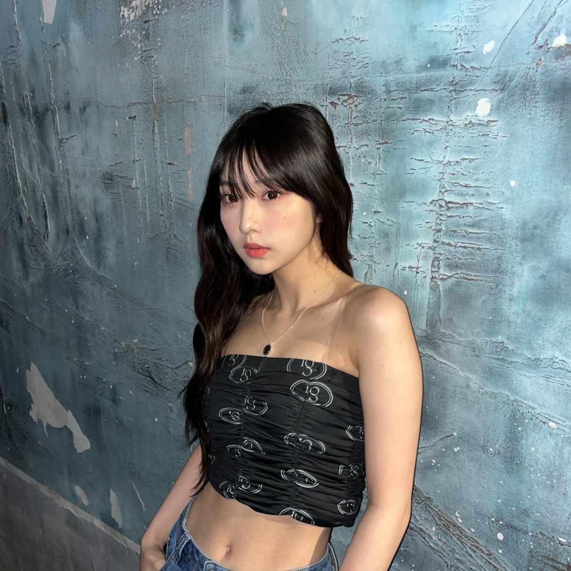 hdyeojin's tweet photo. she is just blessing us with photos https://t.co/eE9bZBvpzG