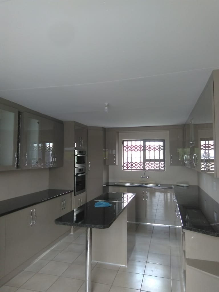 kodwa umsebenzi wami sometimes 🥺🔨❤️