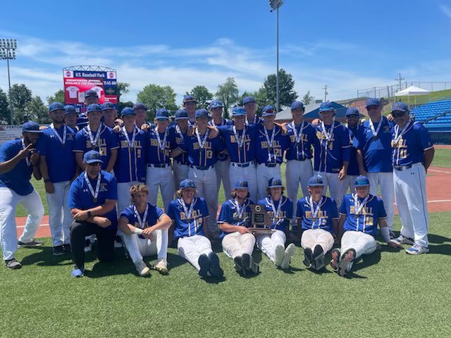 FHVikings's tweet photo. Congrats to Baseball on taking 3rd at State. Your Howell Family is proud! Thank you to everyone that made the season memorable. https://t.co/EYaNEU0TId