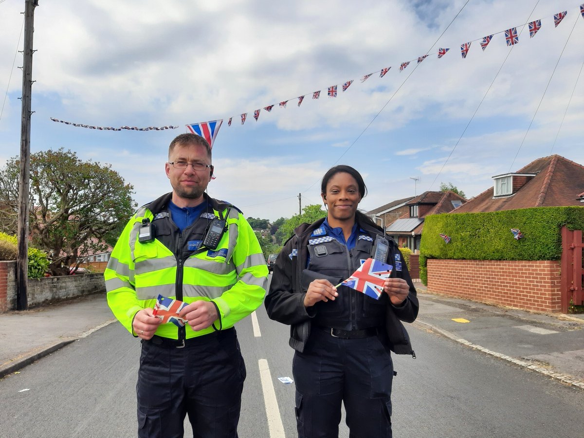 Wycombe East  NHPT Team  have been doing some Community Engagement today  at North Drive Platinum Jubilee Street Party. It was great to meet so many people and thank you for making us feel welcome.  
#WYCOMBENHPT  
#PlatinumJubilee   
#C7847 #C7114.