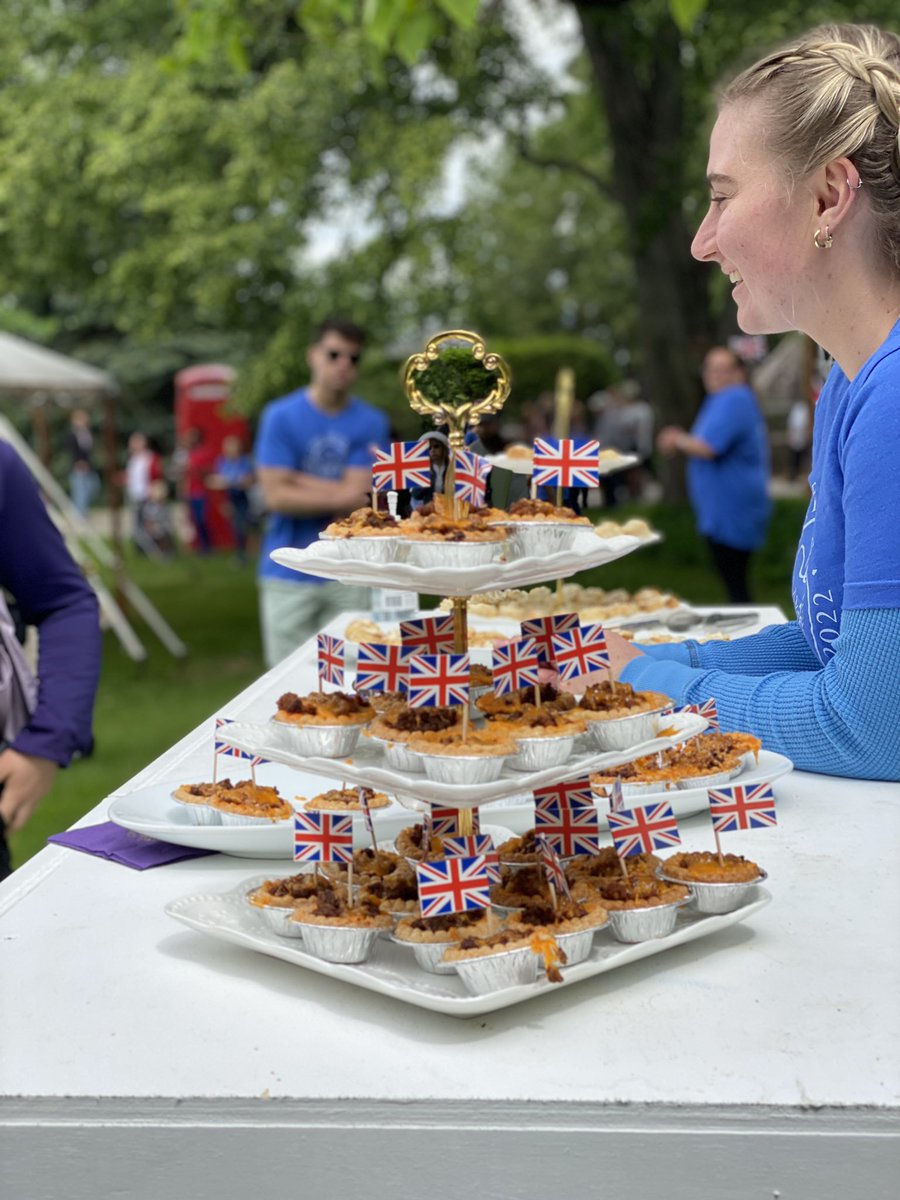 OttawaRoadTrips.com (@ottawaroadtrips) on Twitter photo It’s a beautiful day for <a href="/DoorsOpenOttawa/">Doors Open Ottawa</a> today! I was at the British High Commissioner’s residence, Earnscliffe. #hm70 #lovegreatbritain #platinumjubilee It’s a beautiful day for <a href="/DoorsOpenOttawa/">Doors Open Ottawa</a> today! I was at the British High Commissioner’s residence, Earnscliffe. #hm70 #lovegreatbritain #platinumjubilee