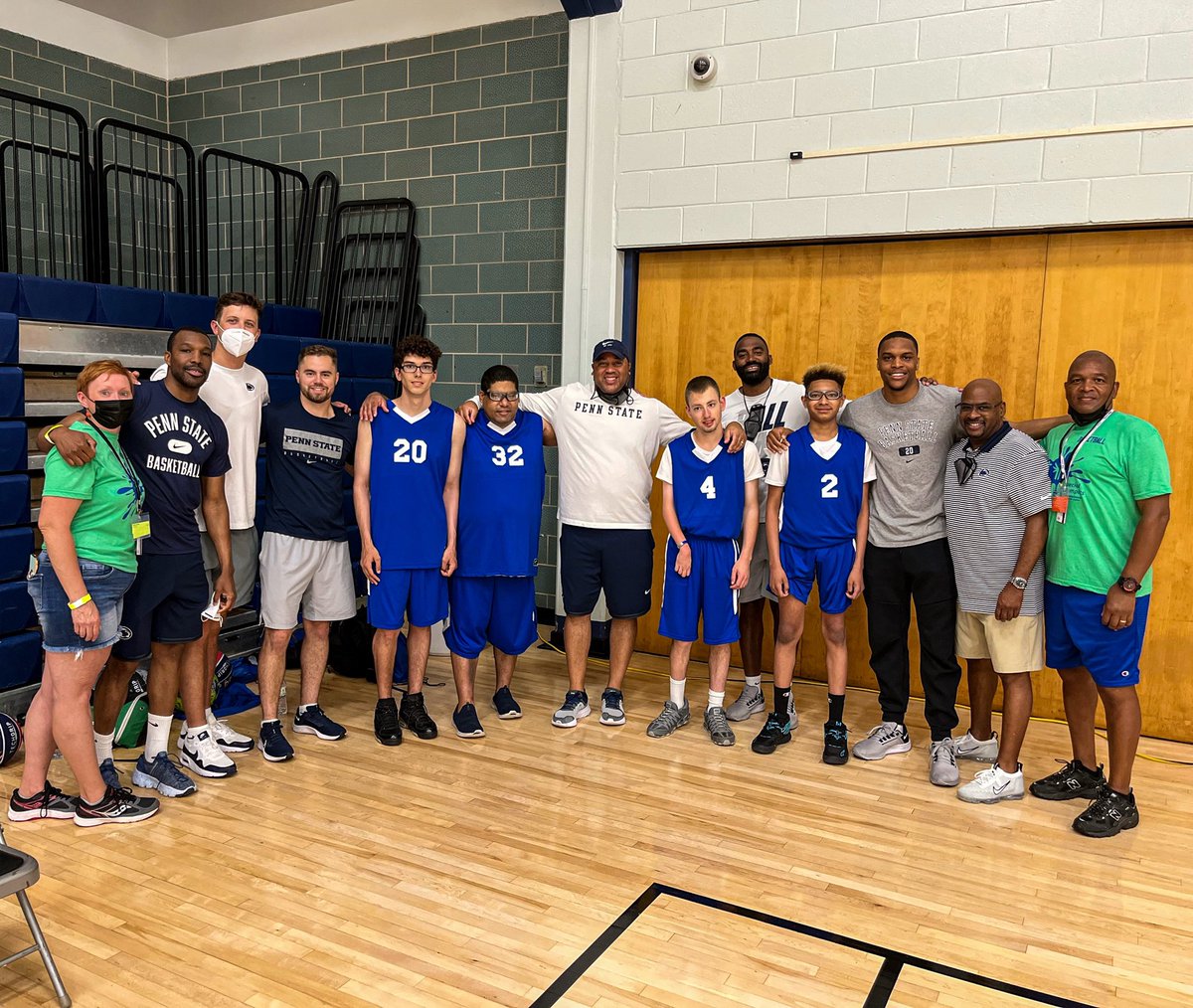 PennStateMBB's tweet photo. Hanging out with some hoopers at the @SpecialOlympiPA Summer Games 🏀
#WeAre https://t.co/rAor3y3W2Z