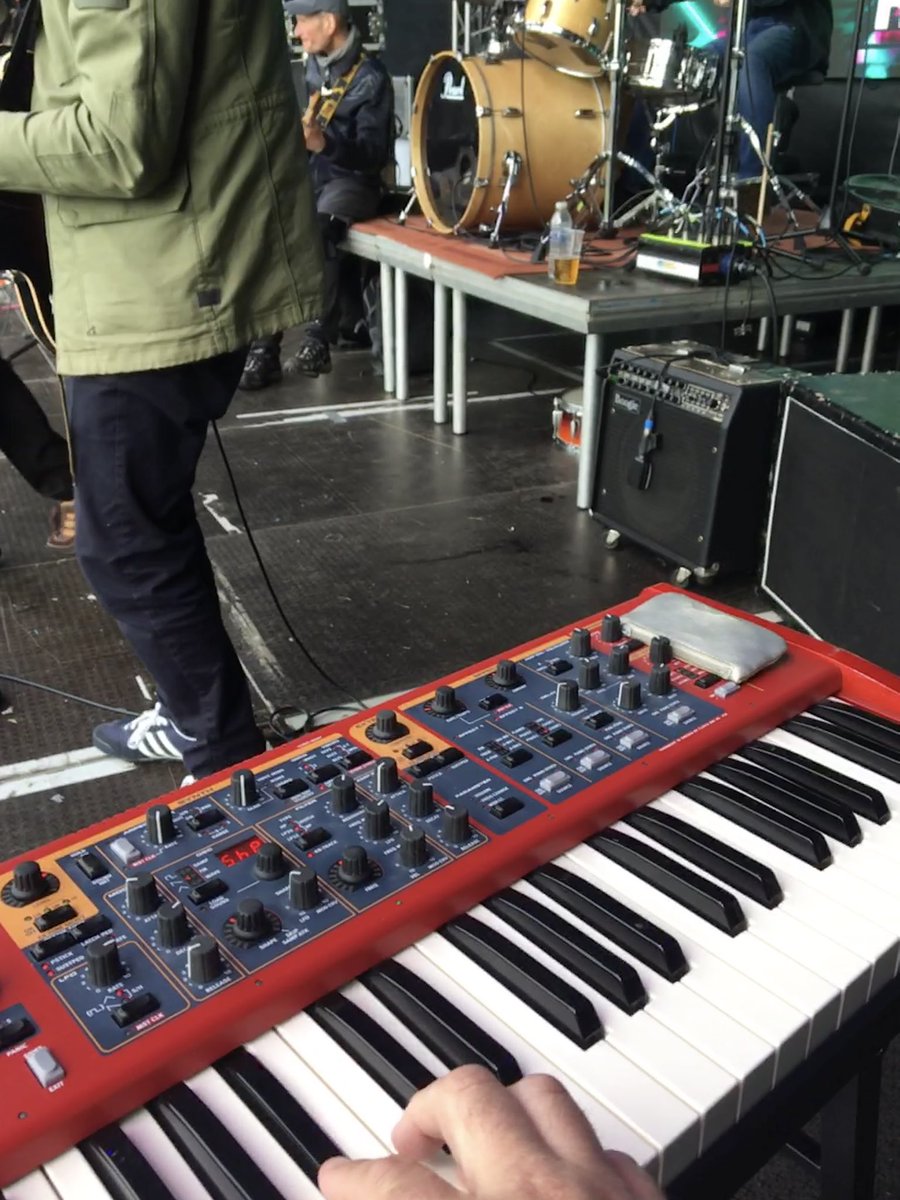 Lets_makeatrip's tweet photo. Working on a new video this weekend but it’s been slightly delayed as I’ve been playing at a music festival today. #busylife #letsmakeatrip #motelsix https://t.co/HjR4pgoOL7