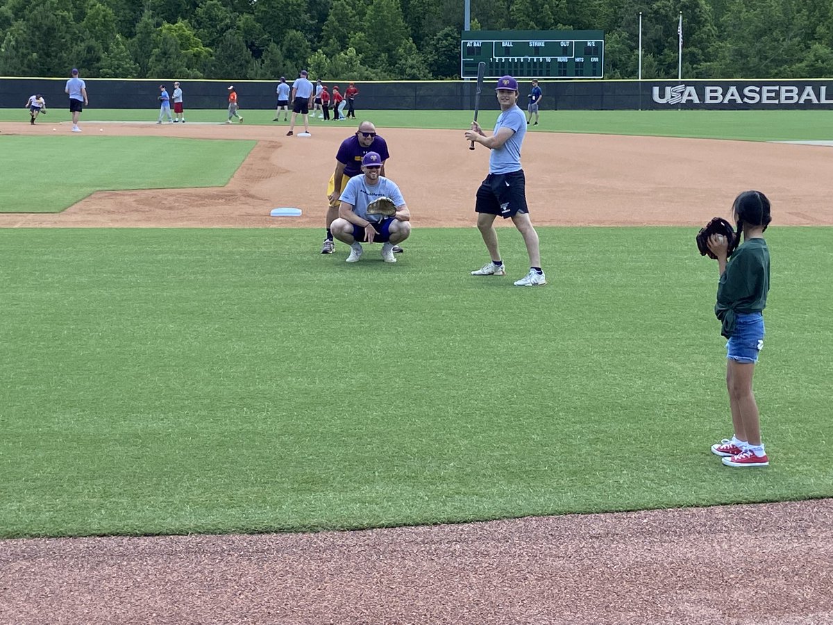 WCUAthletics's tweet photo. @BaseballWcu Luke Cantwell, Kyle Lazer and Coach Jake Carr help a youth clinic participant with her pitching technique.
#ramsup @divIIbaseball
#D2Base https://t.co/TxCxDCzrWR