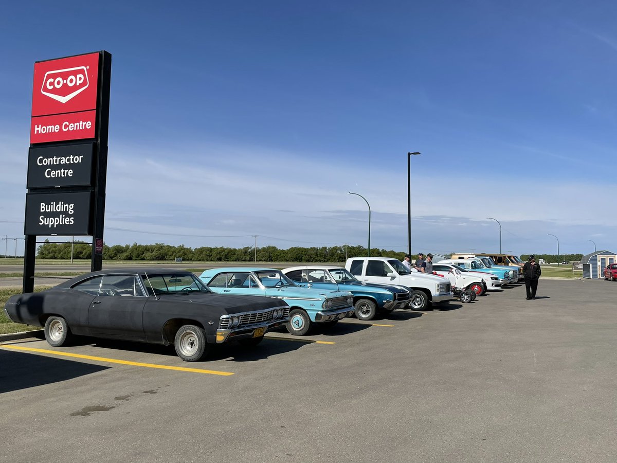 DeltaCoopLTD's tweet photo. The Unity Home Centre parking lot is just buzzing! Stop on by this morning to check out the 2022 Show & Shine! #classiccars #carshow #musclecars #showandshine #rodeoweekend https://t.co/Ud6jU2drxX
