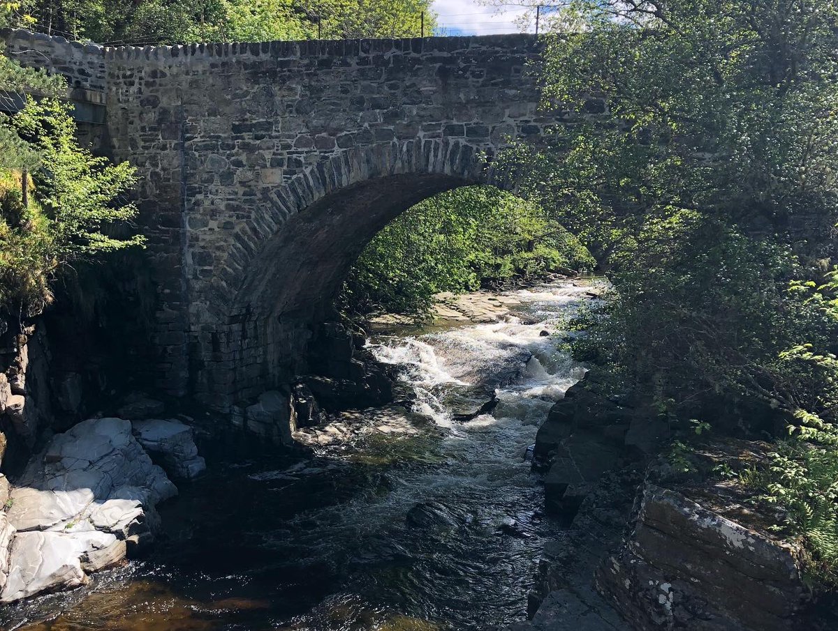 ozimport's tweet photo. Here is a shot of the River Tromie from my bike ride today. Very beautiful and amazing weather for a ride. Now all I need is the feeling to return my butt cheeks and I will be good as new!  Figure a beer in the garden will sort me out. https://t.co/d5xVytvRrk
