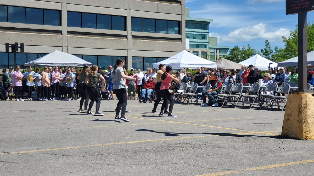SamHoupt's tweet photo. The inaugural Capable Con kicked off at the Venture North parking lot. Featuring musical performances, dance numbers and the Time in My Shoes program, the event seeks to educate the public on persons with disabilities.
More at 6PM & 11PM @CHEXNewswatch
@GlobalPtbo
#CapableCon https://t.co/lGobjVjPkV
