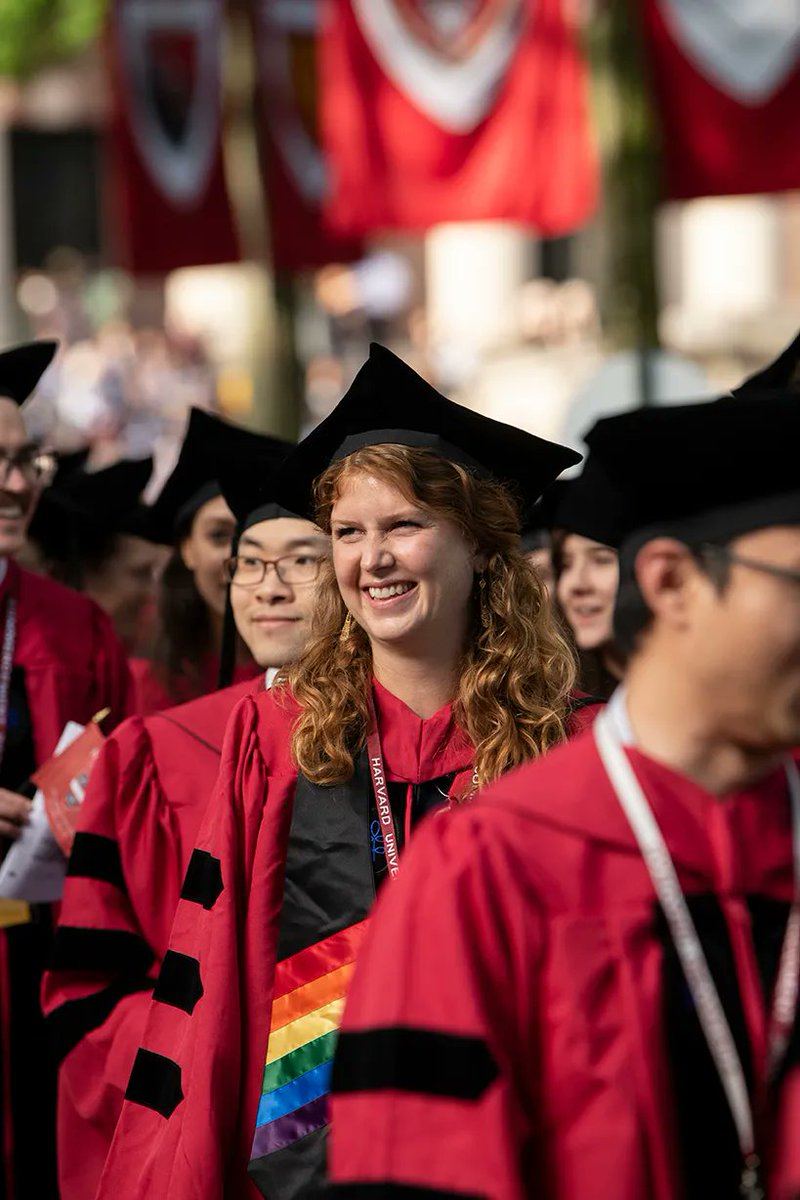HarvardGSAS's tweet photo. Last Sunday, May 29, we welcomed back the 2020 and 2021 graduates for their long-awaited, well-deserved Commencement celebrations, and what a time we had!
Highlights by Tony Rinaldo Photography
#Harvard20 #Harvard21 #GSAS20 #GSAS21 #HarvardGSAS @Harvard @HarvardAlumni https://t.co/goqOV1hBkY