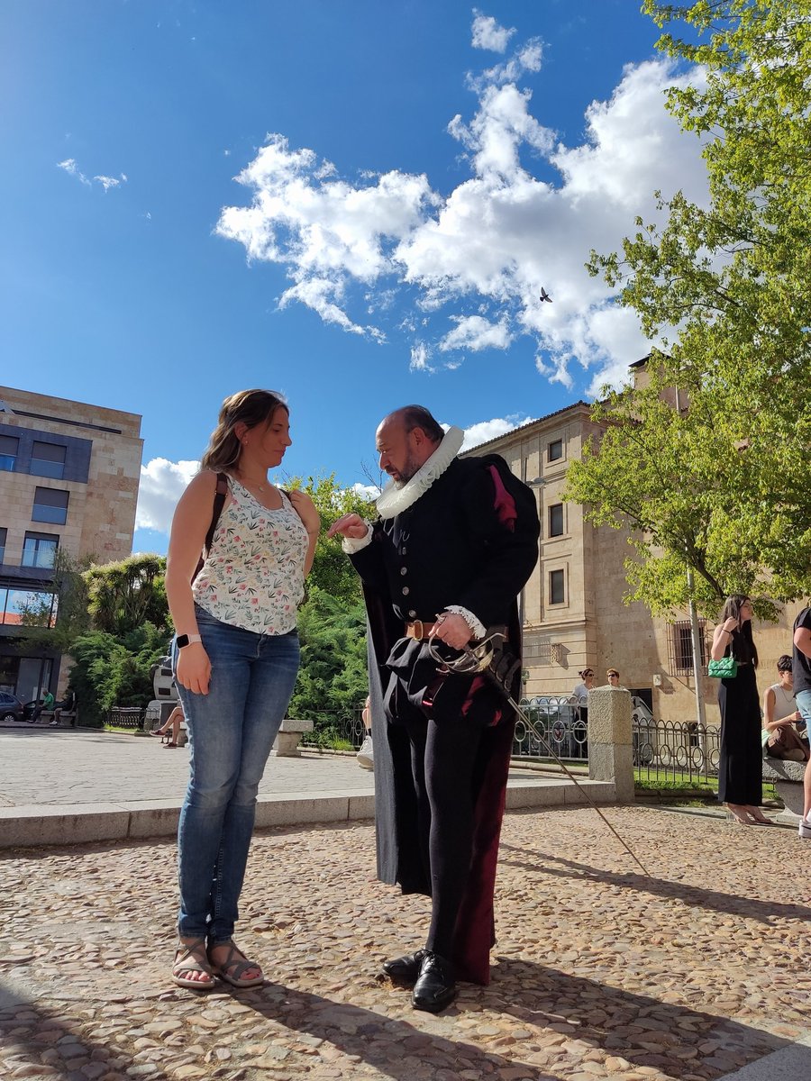 espanishing's tweet photo. Cervantes me susurró palabras de amor. Ya me puedo morir en paz. https://t.co/NJyHJmWvbV