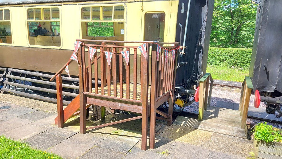 CoalportStation's tweet photo. Have something #lookforwardto #stay in a #vintage #railwaycarriage @CoalportStation this #summer βοΈπΌ #takeapeek at our #summeroffers π
https://t.co/ZSTkOpjTbk πππ
#VisitTelford #VisitShropshire for a #quirky #cool #unique #unusual #fun #break #holiday in the #uk https://t.co/OhQaczrZO5