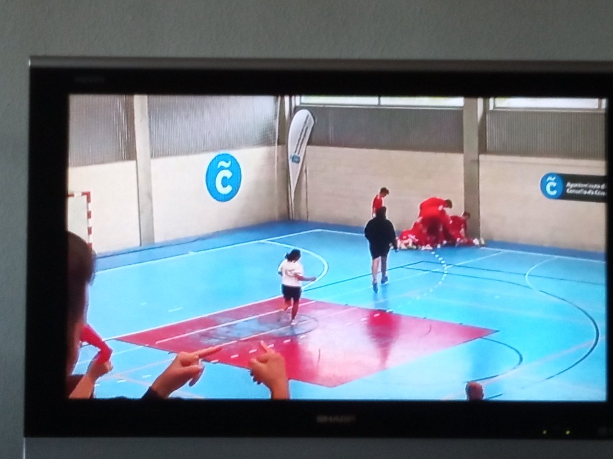 o_cede's tweet photo. Increíbles éstos chavales!!!! 
Vamos 💪💪💪
Enorme @ivanfernaandez_ 
Tremendo el trabajo de @pachi5coruna y sus chicos!!!
@5Corunafs

#YoCreoEnLaIdea 🖐️ https://t.co/3Eh2CKzQwQ