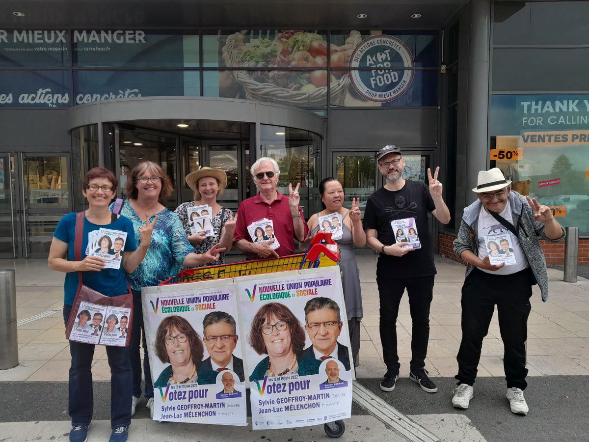 SGeoffroyMartin's tweet photo. « Notre choix est fait. Merci, nous y croyons. »
Encore de très bons retours cet après-midi à #Viarmes, #Mery et l’#IsleAdam.
Votez @SGeoffroyMartin sur la #circo9502 pour la #Nupes.
La seule candidate qui défend la retraite à 60 ans.
Merci de nous suivre #FolloBackLaGauche https://t.co/iokCMi8mYM