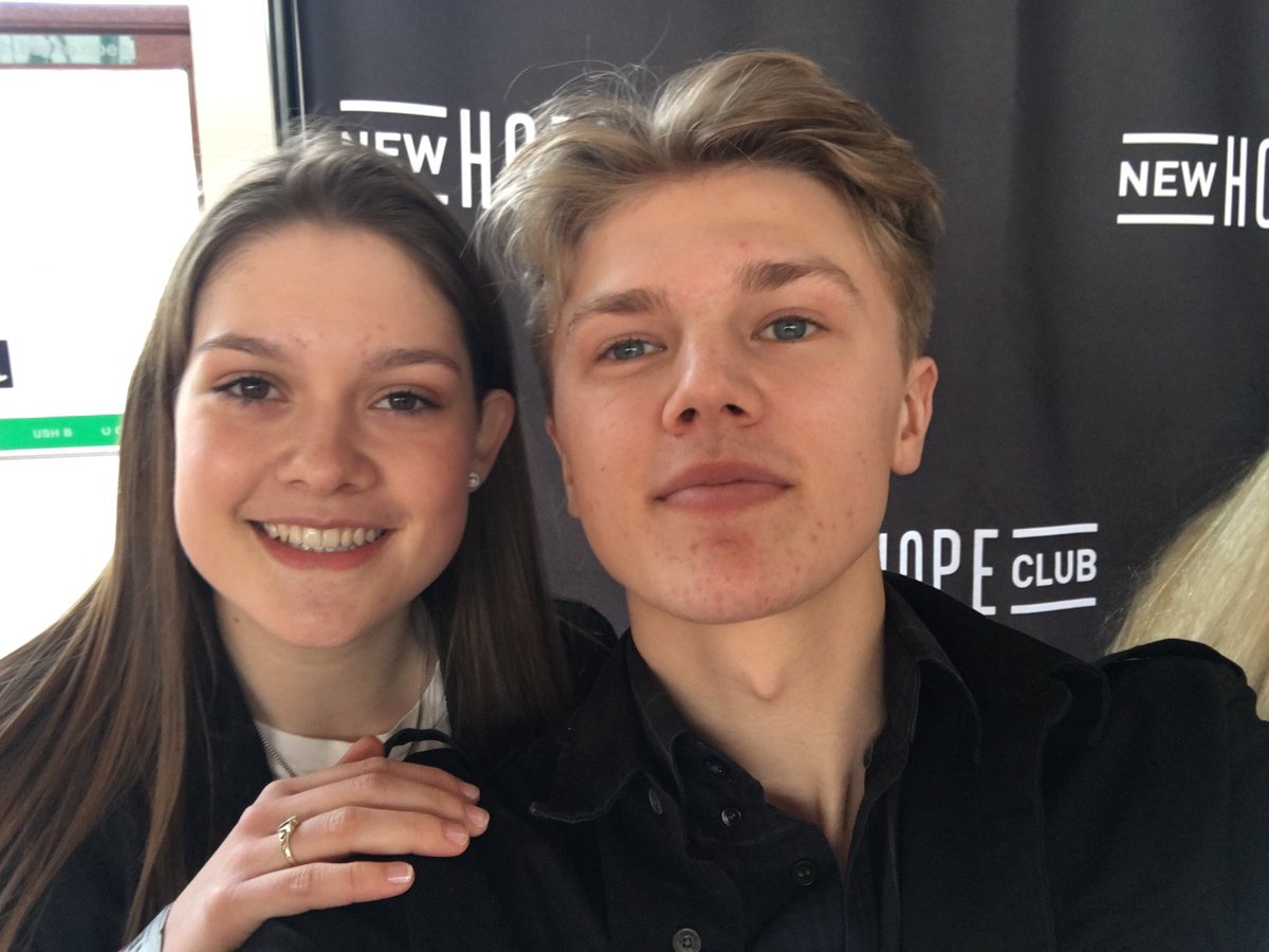 bibby_babe's tweet photo. #lifeisgettingbetter because of these boys, they make me so happy, I’ve met so many friends because of you guys, you make me so happy and I don’t know where I’d be without yous, thank you, love you all 💛
@NewHopeReece @NewHopeClub @NewHopeGeorge @NewHopeBlake https://t.co/PkN59bKxbu