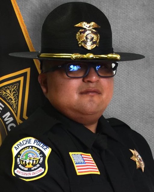 bigricanman's tweet image. Rest In Peace PO Adrian Lopez of the White Mountain Apache Tribal PD, who was shot &amp;amp; killed on 6/3/22 while conducting a car stop. The suspect was later killed. Lopez is survived by his child. Please retweet to honor him 😔💙🖤 #BlueLivesMatter #BackTheBlue #StopKillingUs