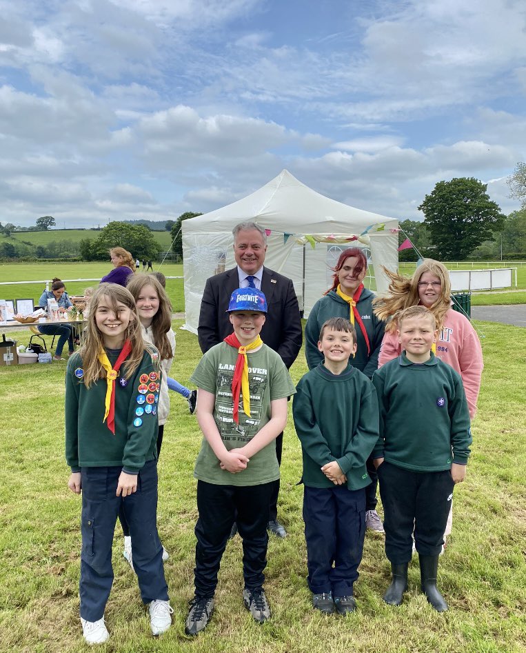 baynes_simon's tweet photo. A pleasure to join #Corwen Jubilee Family Festival this morning at the traditional summer fete with stalls, @1stCorwen scouts, games, activities - and glad I did not to end up in the stocks! https://t.co/LAGAksIbiC