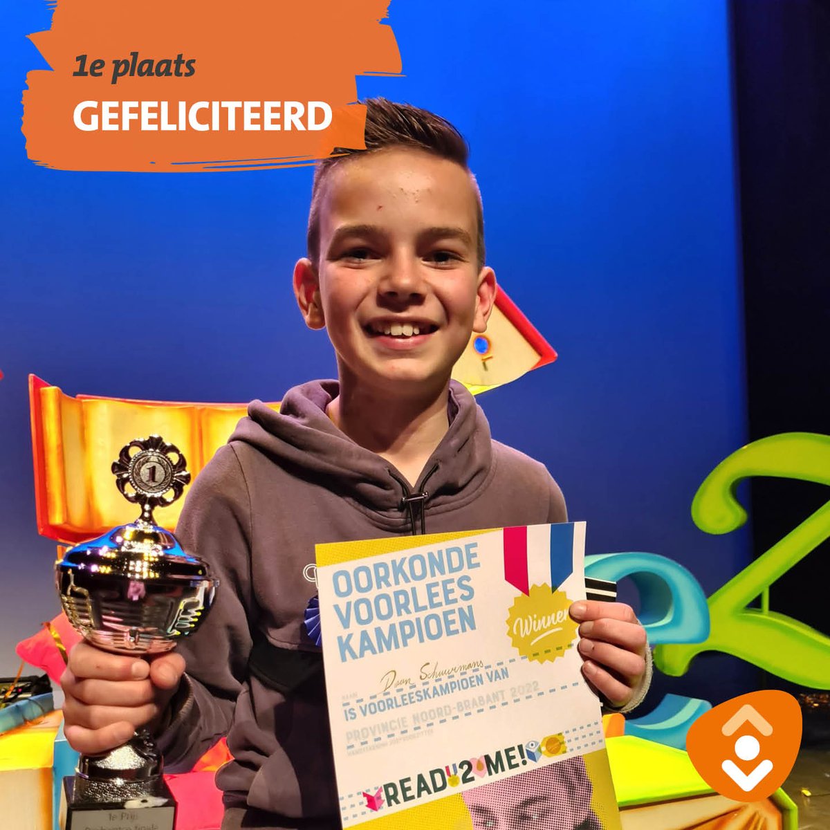 bibliotheekhp's tweet photo. Yesss! Daan is Brugklas #Voorleeskampioen van 2022! Wij feliciteren hem van harte met deze titel. Hij wist tijdens de landelijke finale van #Read2Me de vakjury én de publieksjury voor zich te winnen. Daan las voor uit het boek 'De Tunnel' van Anna Woltz.
https://t.co/qjWVZjGSAj https://t.co/hBytVErMpf