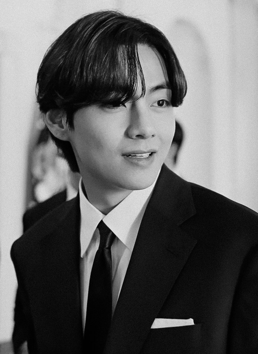 archivefortae's tweet photo. he is THE moment https://t.co/HS1a2ZClFw
