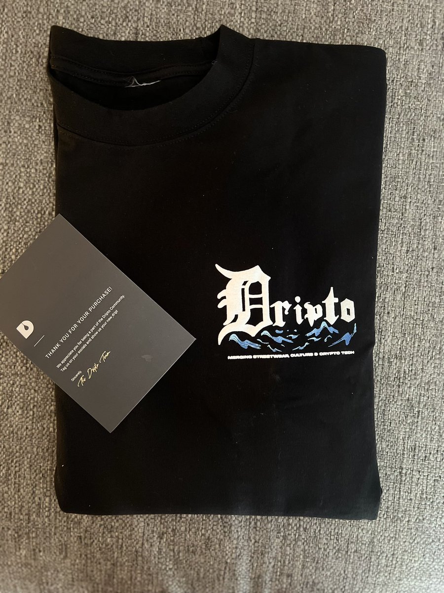 stonkhat's tweet photo. Just got my Drip Grails in the mail, honestly got here in like 2 days. Onwards and upwards!!! First e-commerce store built from the ground up for blockchain 🔥💧🔥💧🔥@driptotoken #getreal #buildinabear https://t.co/5DzNHvQsrN