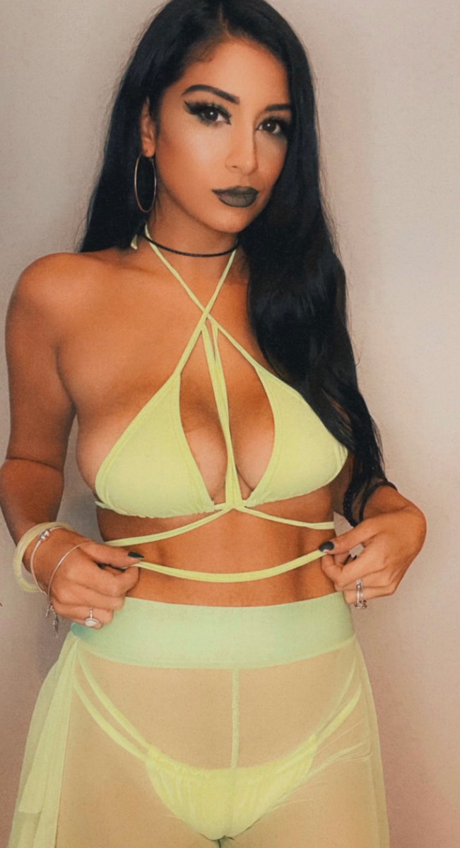 ThatJordanLGirl's tweet photo. OnlyFans is live💚🌶 #spicy #AngelinaJolie #NBAfinals #onlyfansgirl #models #tropicalstormalex https://t.co/w04Ee0K03C