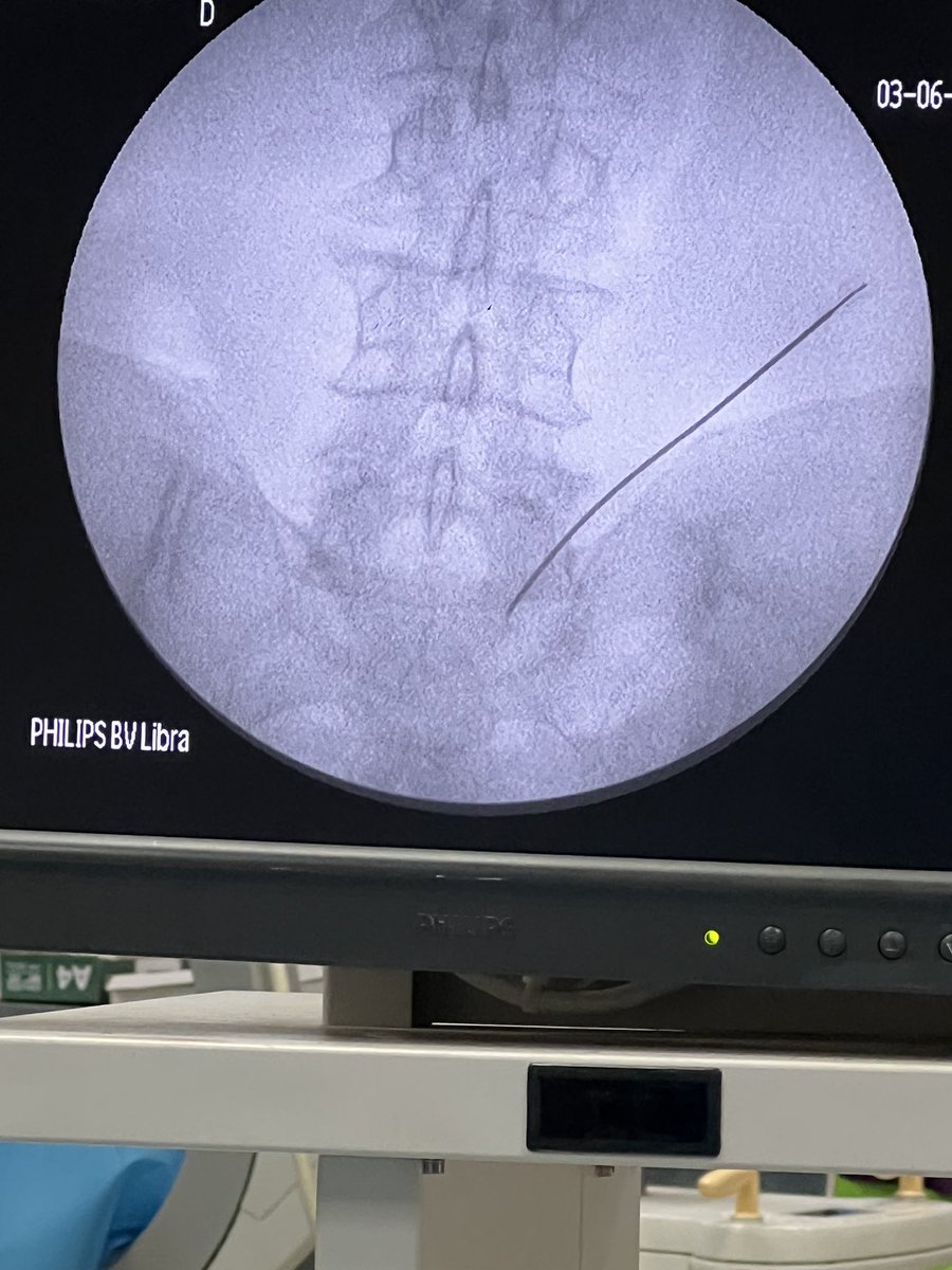 Muchísimas gracias a mi maestro y mentor, el <a href="/DrAbejon/">Dr. David Abejón</a> , por el magnífico curso de cadáveres de este año, así como al resto de profesionales que han participado.
#dolorcronico 
#docencia