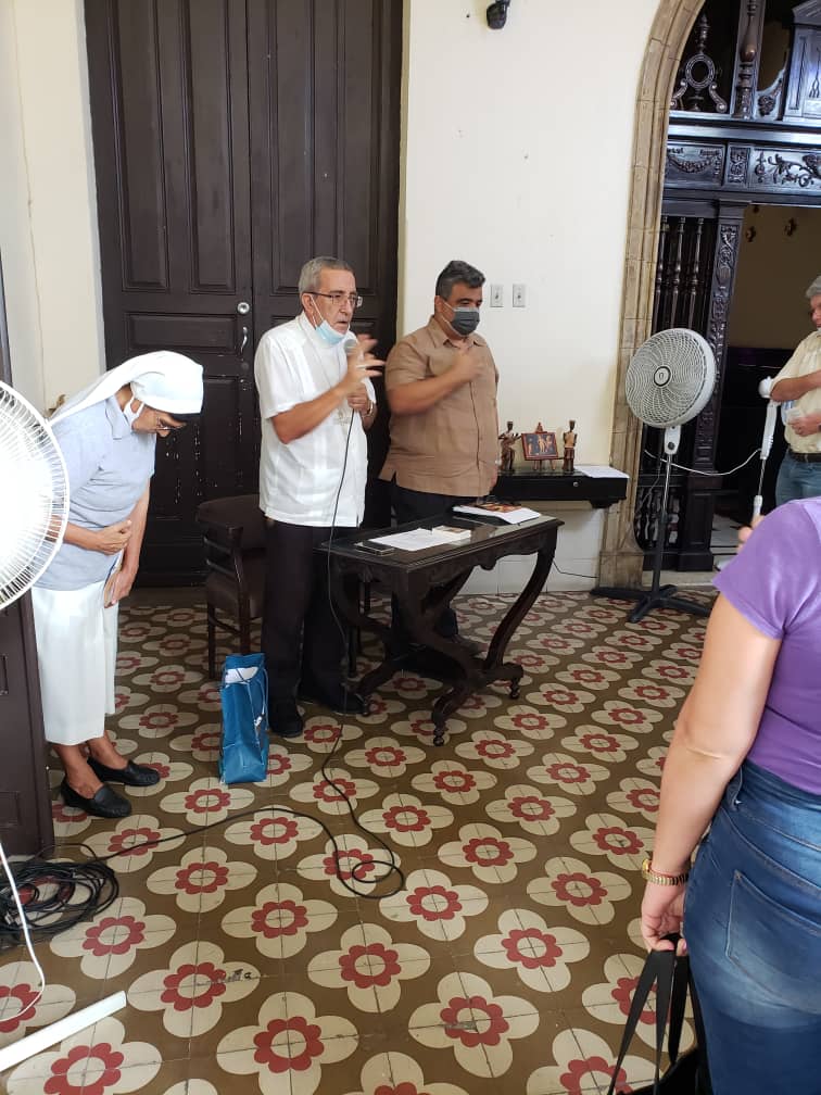 kerigmaCuba's tweet photo. Con la bendición de nuestro Obispo Domingo, concluye el encuentro de las comisiones pastorales ❤️ https://t.co/WADtEj6aW7
