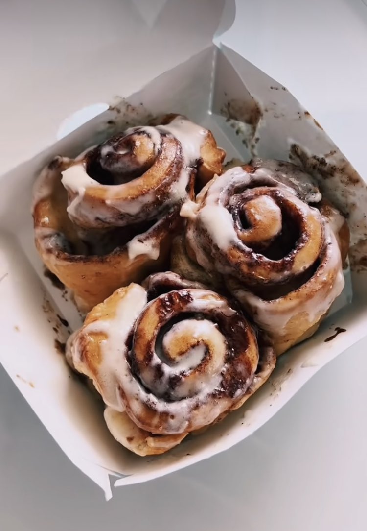 Abdo444's tweet photo. #Cinabon 

😋💙 https://t.co/K113uLawSz