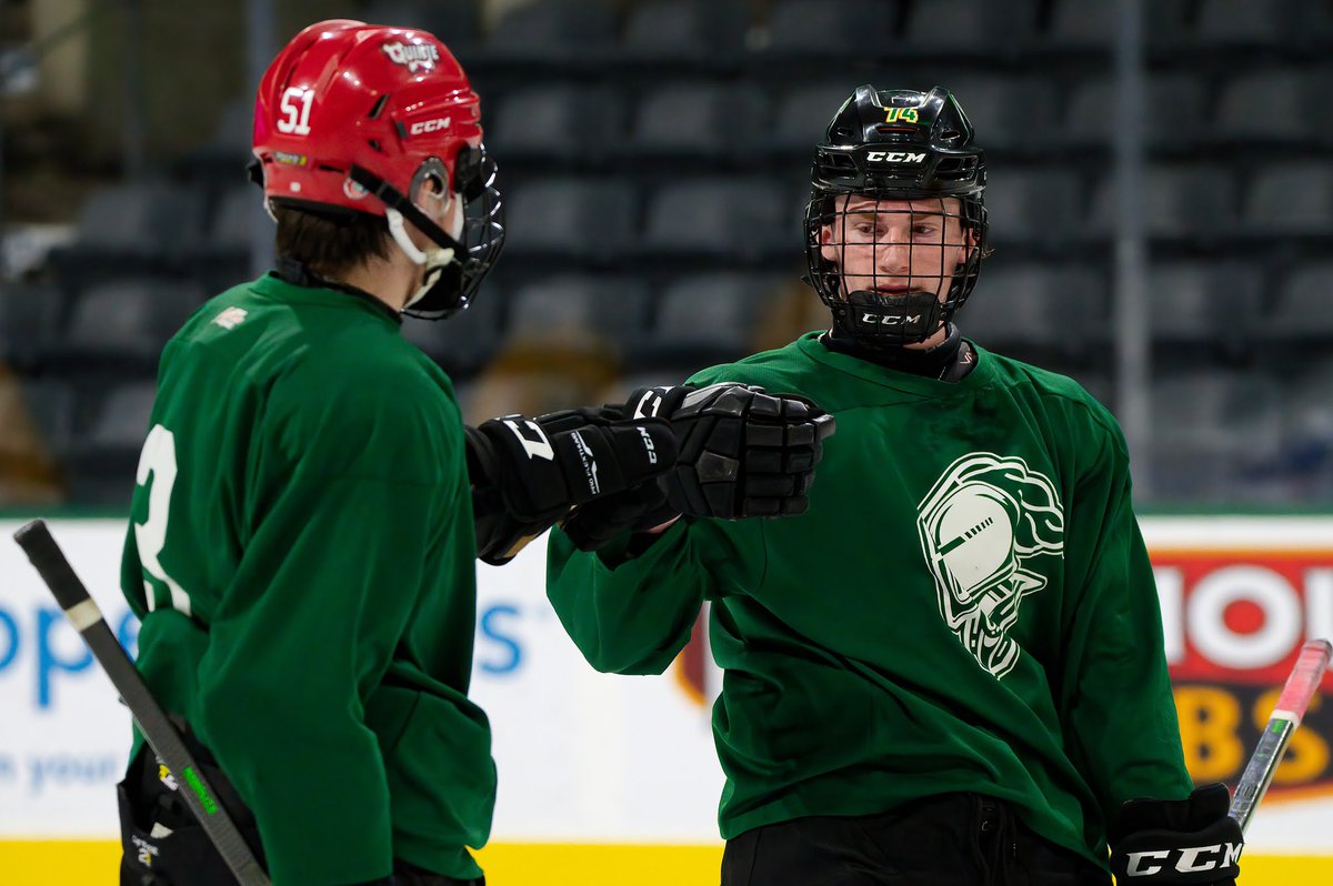LondonKnights's tweet photo. 9-4 dub for 🟡

Game two gets underway in 30 minutes! https://t.co/KF8XtweqGU