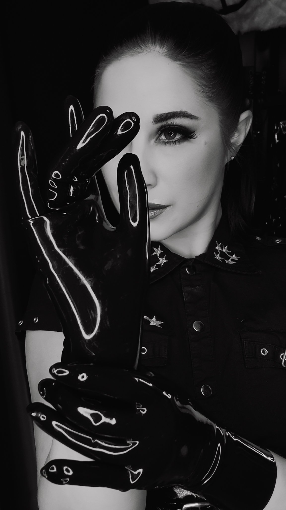 TW Pornstars - Brookelynne Briar. Twitter. Where are my #latexglove lovers hiding? Check out the