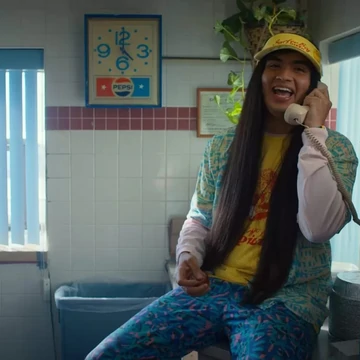 asdsfsdgdf's tweet photo. porque ninguém ta falando da incrível participação do pessoal do casa worship nessa nova temporada de stranger things? https://t.co/HxPc7dFeei