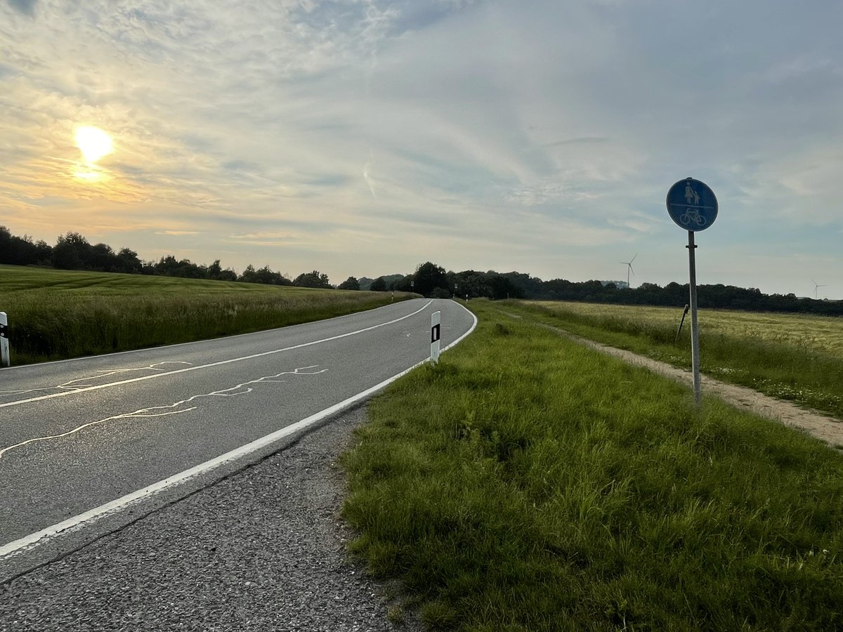 dieg0's tweet photo. Och nö, danke. #DD_GR #BernstadtAufDemEigen #RWBP https://t.co/LvJgLyHcfA