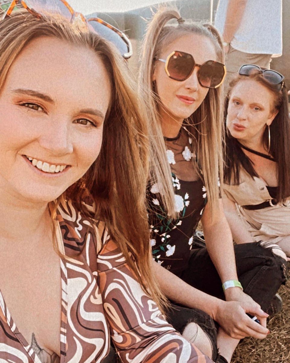 michaela_S89's tweet photo. Had a lovely time at #1bigsummer on Friday, although I’ve decided I’m too old and need to retire from the partying scene😩started drinking at 11am, was on the shots by 1, was sick by 2, carried on like a trooper until I just couldn’t take no more and was tucked up in bed by 9🤦🏼♀️😂 https://t.co/etIGXZzwZq