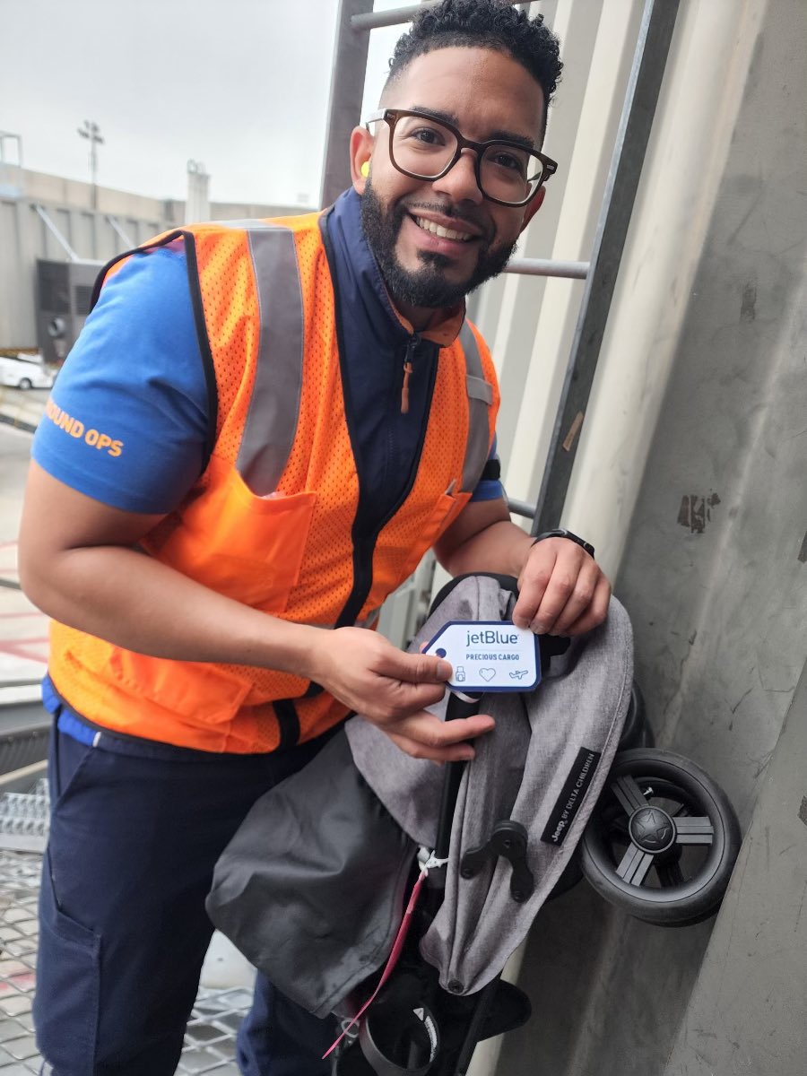 Rozaybmw's tweet photo. #jetblueAOfunweek
#jetblueGOfunweek
#jetblueEWR
@HelloJetBlue
@JetBlue https://t.co/PVMVIviRBd