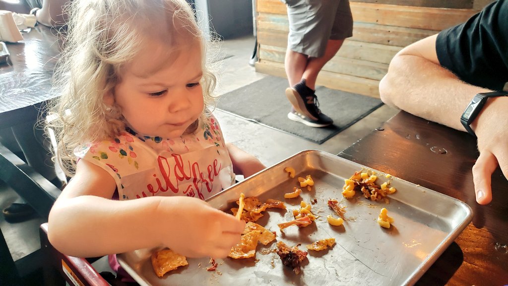 mariamickelson_'s tweet photo. We've got another @Yo_Muchacho #HatchMac fan in the house! https://t.co/mUEAY5iKMZ