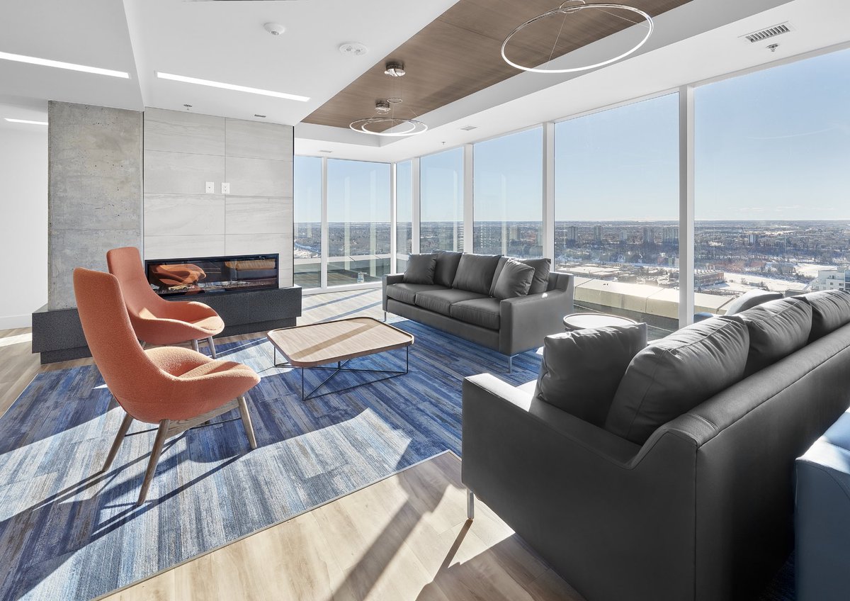 liveaugustana's tweet photo. Is anyone else having a hard time believing it’s already June?! 🫣

Our 30th floor lounge area always looks impressive, but it’s even more beautiful with that summertime glow shining in! 

📧: rent@liveaugustana.ca
⁣
#yeglife #edmontonlife #edmontonhomes #yeghomes #yegdt https://t.co/fWh5RMQNF9