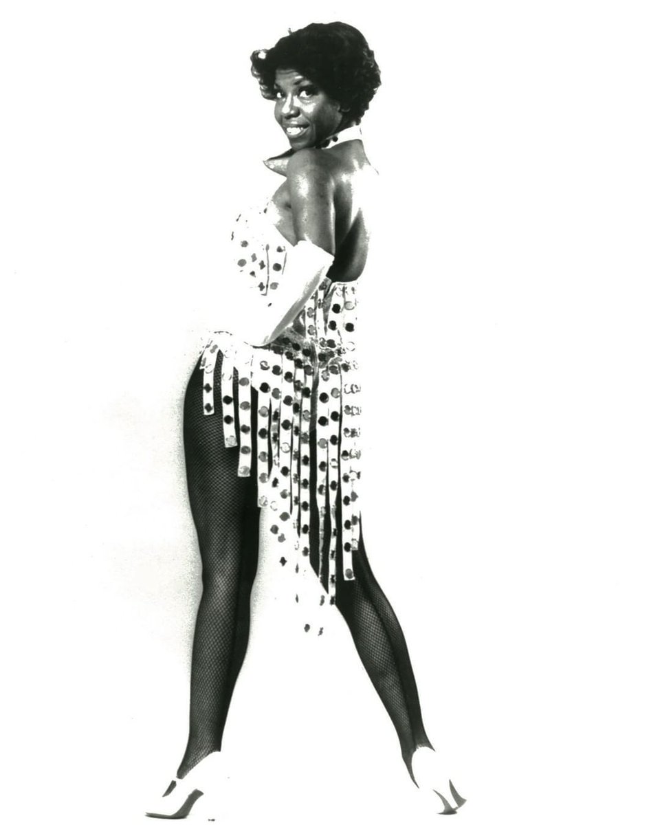 BurlyConSeattle's tweet photo. #BurlyCon at #BHOF Finishing School, Tina Pratt: Legendary Life Story & Discussion, starts in 1hr 6/4 11:45am-12:45pm
Join Tina for an in-depth discussion of her life & experiences as an African American Burlesque star. She'll also be answering questions
https://t.co/rPBQxpo8ci https://t.co/fZvYlnQYwz